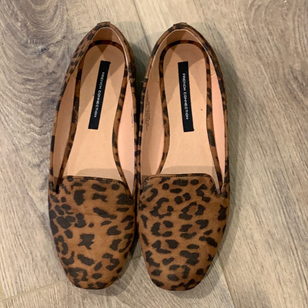 French Connection brand new leopard slides classic flats size 10